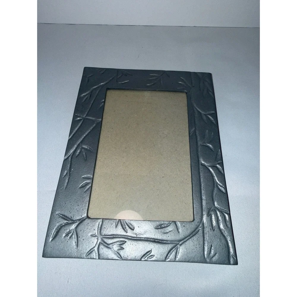 Pewter Finish Metal Bamboo Branch Embossed 4x6 Photo Picture Frame Silver Tone